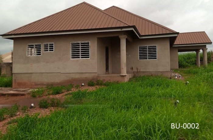 4-bedrooms-beautiful-to-complete-house-located-at-a-t-junction-road-corner-at-ahenema-kokoben-aboabota-big-0